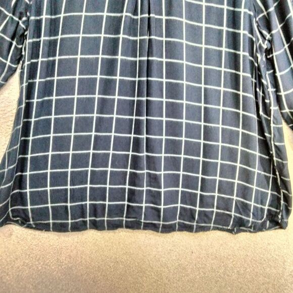 Catherines Button Down Shirt Womens Size 1X Navy Blue Beaded Long Sleeve Grid - Picture 11 of 12